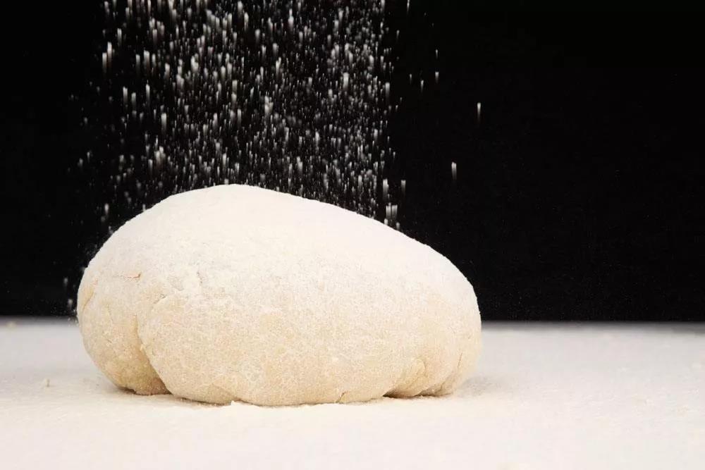 餛飩、刀削面、面條、肉夾饃、餡餅、發(fā)面油餅的和面方法及配方